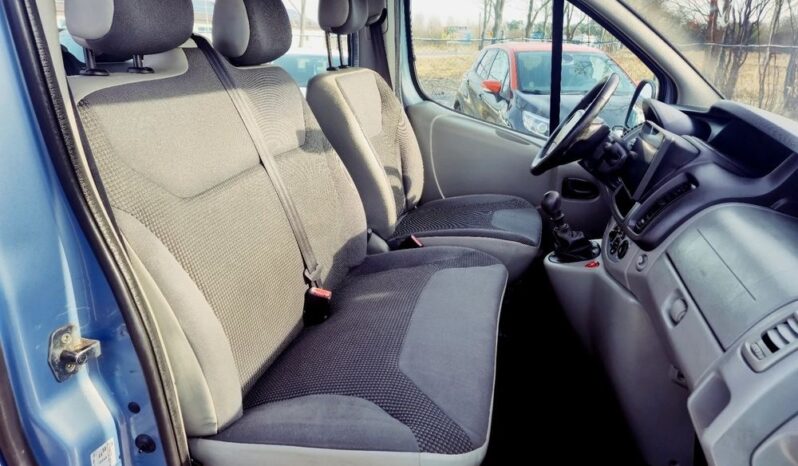 Opel Vivaro L2H1 – 2013r.! 2.0 diesel! 9 osób! LONG! Navi! Kamera! Świeżo Sprowadzony! full