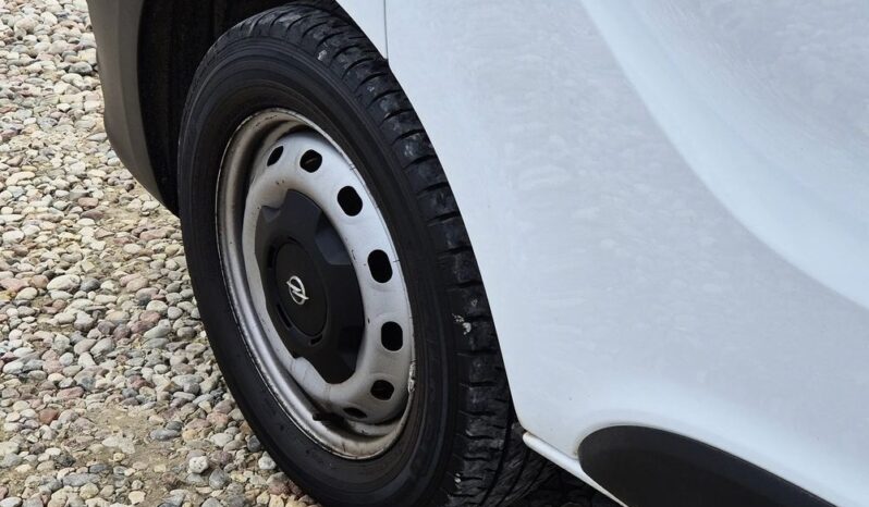 Opel Vivaro full