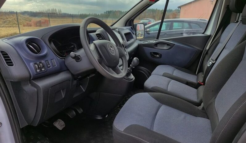 Opel Vivaro full