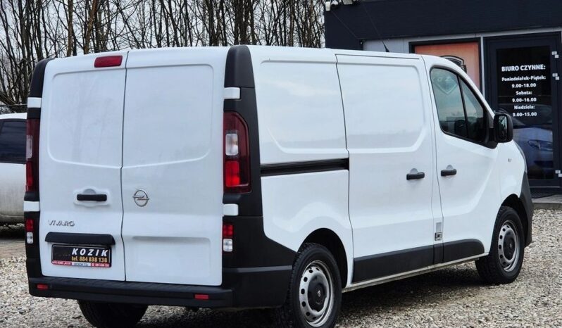 Opel Vivaro full
