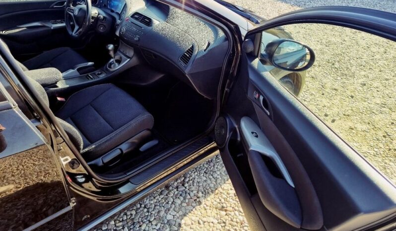 Honda Civic – 2008r.! 1.8 16V! Klimatronic! 144tys.km! Alu! 5 drzwi! Zarejestrowany! full