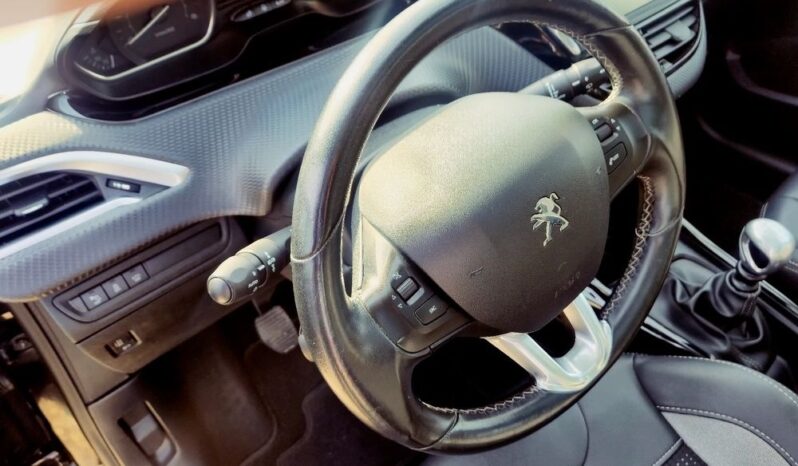 Peugeot 2008 – 2016r.! 1.6 HDI! Navi/Panorma/Klimatronic! 100% bezwypadkowy! Serwis! full