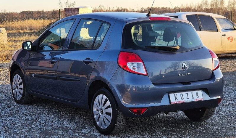 Renault Clio – 2009r.! 1.2 16V! Klima! 5 drzwi! Świeżo Sprowadzony! full