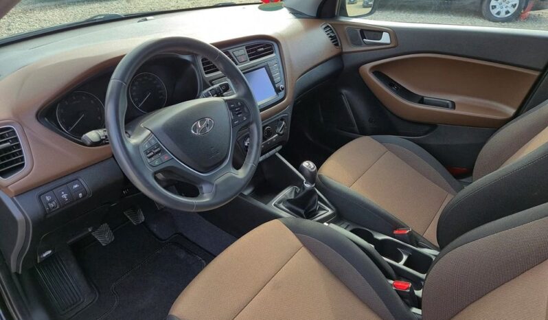 Hyundai i20 1.2 YES Gold full