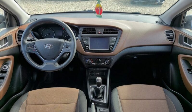 Hyundai i20 1.2 YES Gold full
