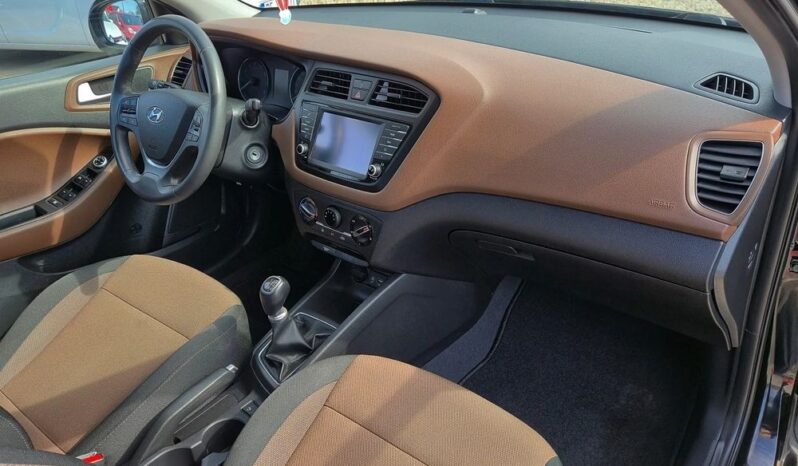 Hyundai i20 1.2 YES Gold full
