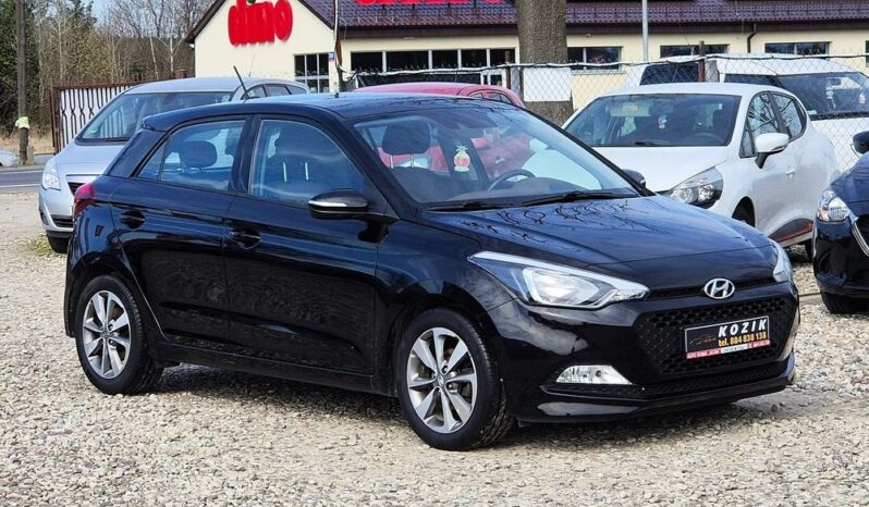 Hyundai i20 1.2 YES Gold full