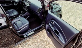 Kia Rio – 2015r.! 1.4 16V! AUTOMAT! Navi! Klimatronic! Skóry! Kamera! full