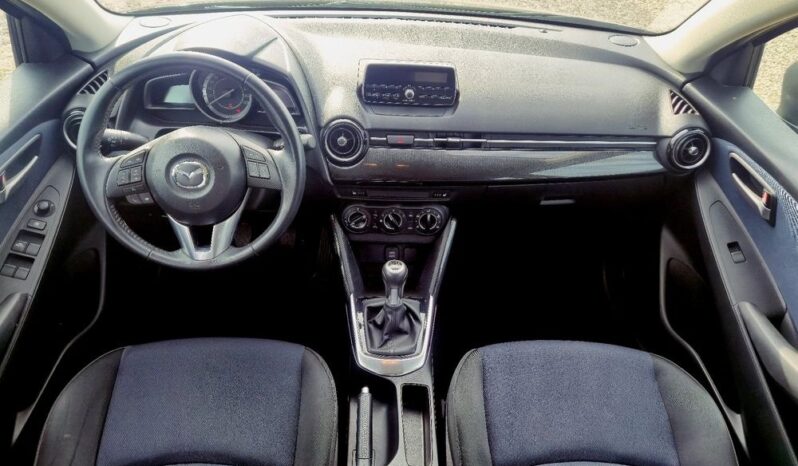 Mazda 2 – 2015r.! 1.5 16V! Klima! 92tys.km! 5 drzwi! Świeżo Sprowadzona! full