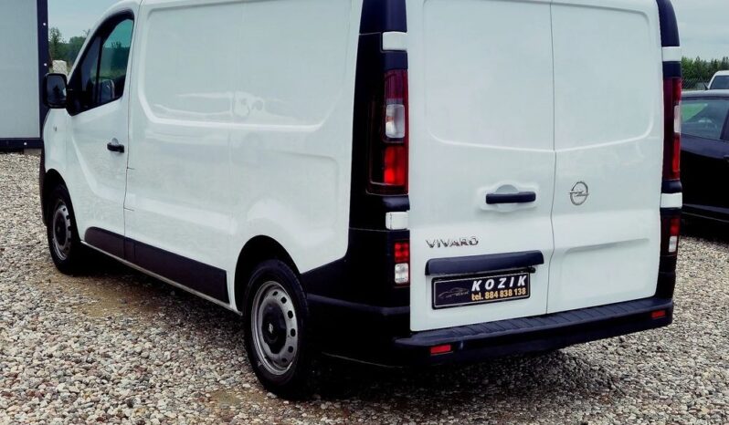 Opel Vivaro – 2017r. Niski Udokumentowany Przebieg ! Klima ! Navi ! Kamera Cofania! full