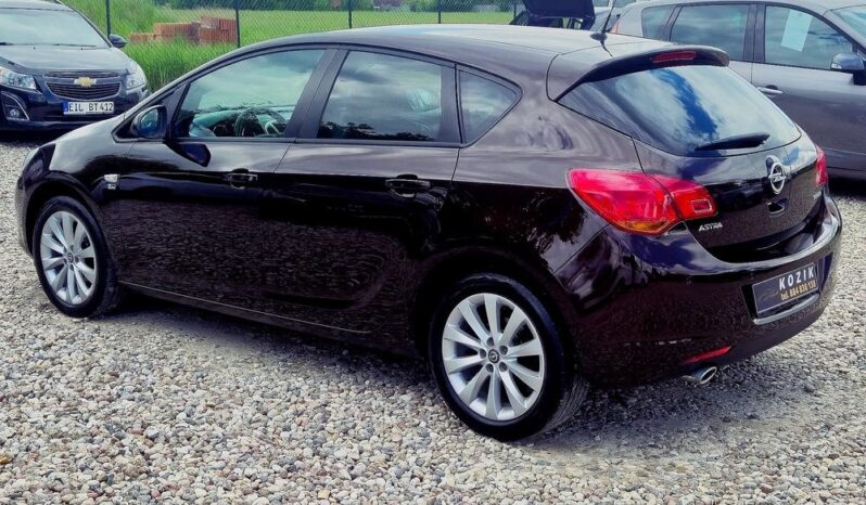 Opel Astra – 2012r.! 1.4 benz.! Serwis! Klimatronic! Alu! Świeżo Sprow.! full