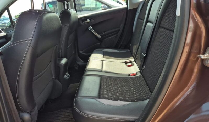 Peugeot 2008 e-HDi FAP 115 STOP & START Business-Line full