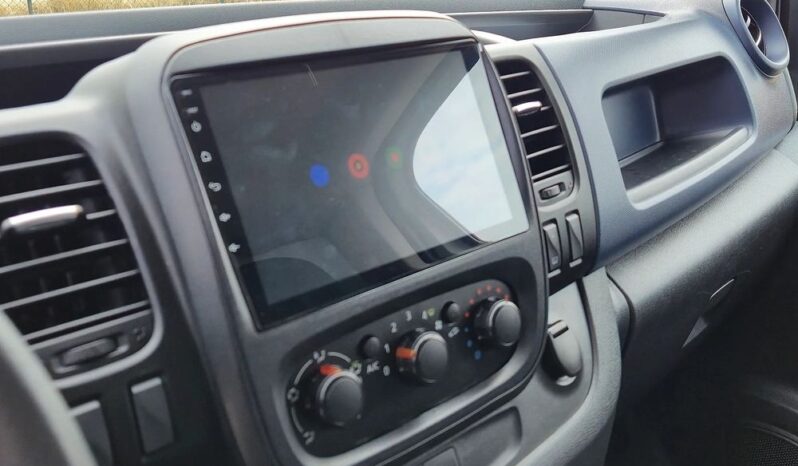 Opel Vivaro full