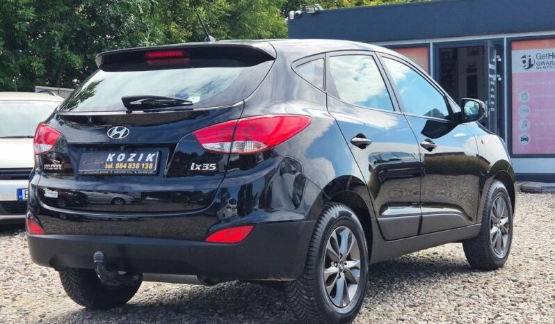 Hyundai ix35 1.6 2WD UEFA EURO 2012 Edition full