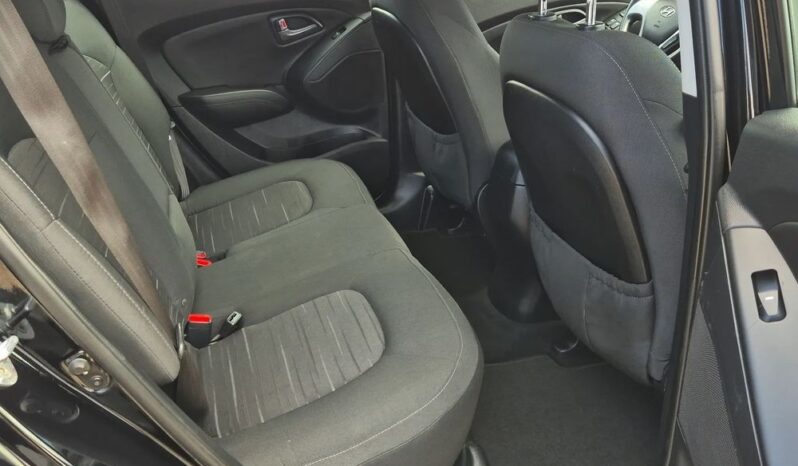 Hyundai ix35 1.6 2WD UEFA EURO 2012 Edition full