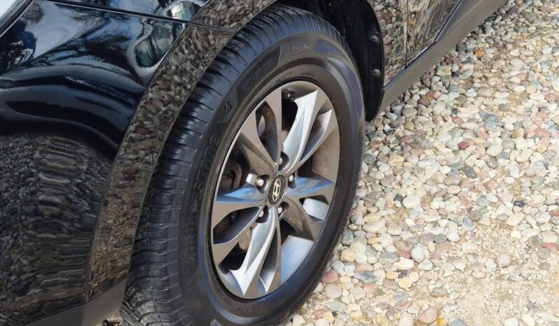 Hyundai ix35 1.6 2WD UEFA EURO 2012 Edition full