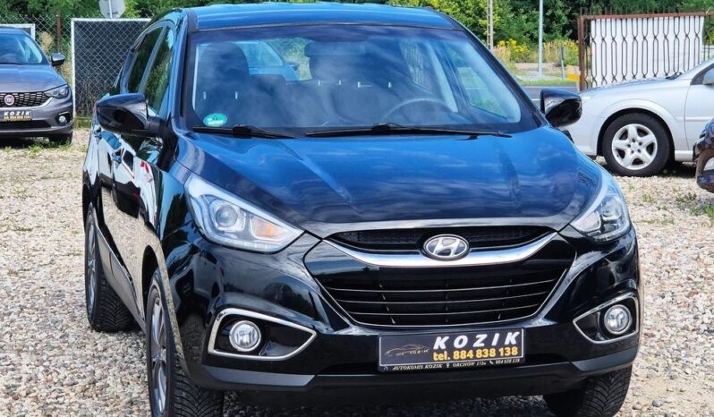 Hyundai ix35 1.6 2WD UEFA EURO 2012 Edition full