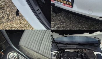 Volkswagen Golf 2015r. 1.6 TDI ! Klimatronik ! Asystent parkowania LED full