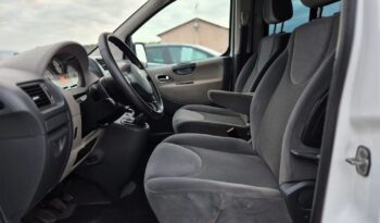 Peugeot Expert (8-Sitze) full