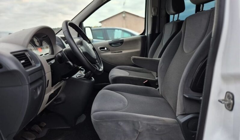 Peugeot Expert (8-Sitze) full