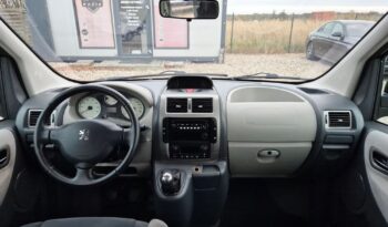 Peugeot Expert (8-Sitze) full