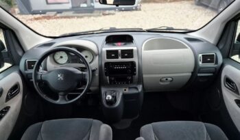 Peugeot Expert (8-Sitze) full