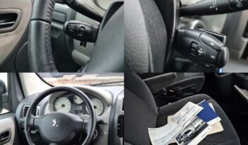 Peugeot Expert (8-Sitze) full