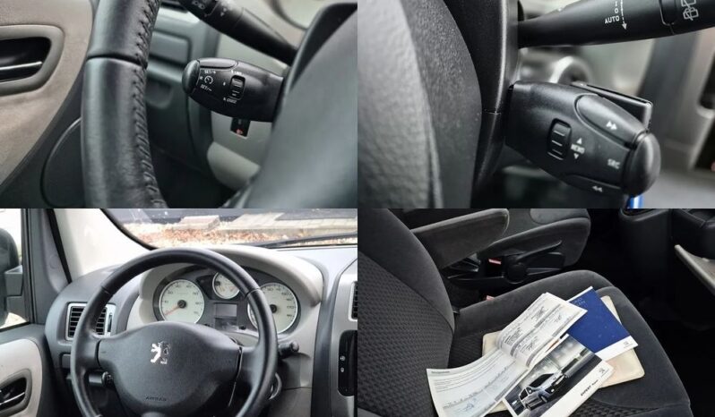 Peugeot Expert (8-Sitze) full
